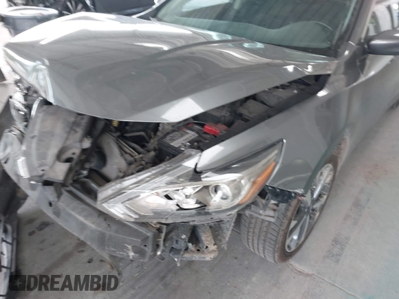 2017 Nissan Altima SL z VIN 1N4AL3AP7HC492566, wystawiony jako IAAI lot #42193702 z przebiegiem 165 566 mil mil oraz . Historia ofert i sprzedaży dostępna na DreamBid. Obrazek 6.