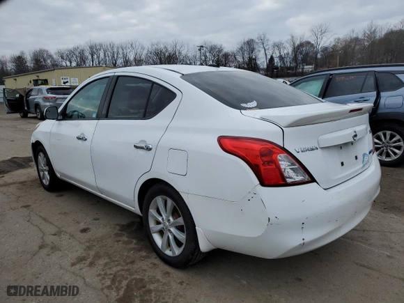 2014 Nissan Versa S with VIN 3N1CN7AP5EL833938, listed as a Copart auction lot 88233895 with 85,199 mi miles and Salvage Title. Bid and sale history available at carsss.com. Image 2.