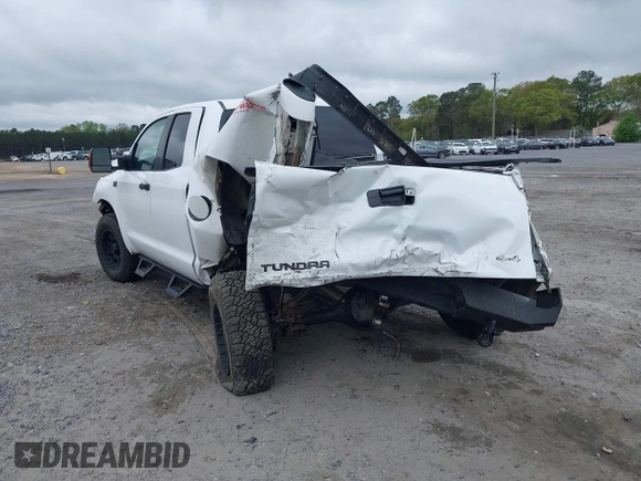 2009 Toyota Tundra 4WD Truck with VIN 5TFBW54119X085037, listed as a IAAI auction lot 41914195 with 211,913 mi miles. Bid and sale history available at carsss.com. Image 3.