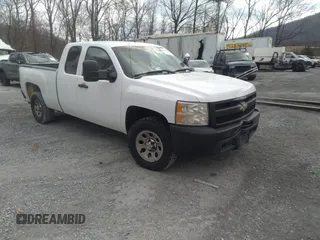2010 Chevrolet Silverado 1500 with VIN 1GCSKPE31AZ229573, listed as a IAAI auction lot 41203758 with 128,175 mi miles and . Bid and sale history available at DreamBid. Image 1.