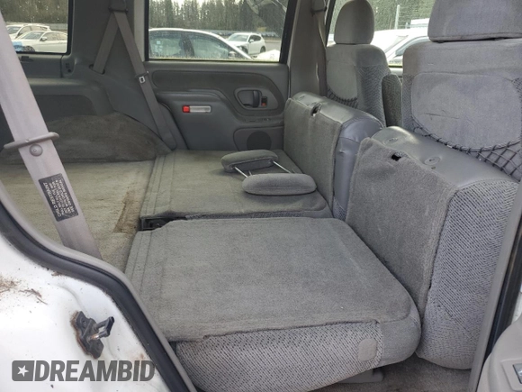 1997 GMC Yukon with VIN 1GKEK13R5VJ762200, listed as a Copart auction lot 47579745 with 165,573 mi miles and Clean Title. Bid and sale history available at carsss.com. Image 11.