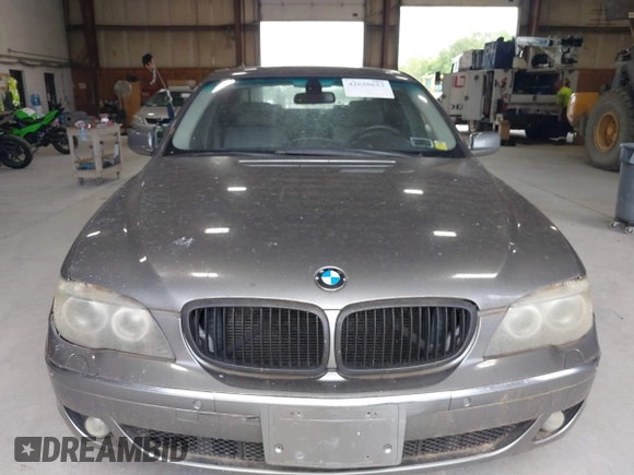 2007 BMW 7 Series 750i with VIN WBAHL835X7DT08227, listed as a IAAI auction lot 42620623 with 177,516 mi miles and . Bid and sale history available at DreamBid. Image 6.