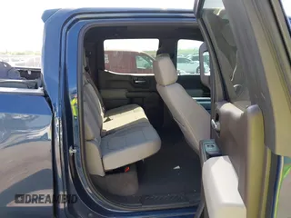 2021 Chevrolet Silverado 1500 LT z VIN 3GCUYDEDXMG111217, wystawiony jako IAAI lot #42056447 z przebiegiem 80 615 mil mil oraz . Historia ofert i sprzedaży dostępna na DreamBid. Obrazek 8.