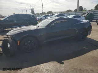 2021 Chevrolet Camaro 1SS with VIN 1G1FF1R77M0141810, listed as a Copart auction lot 41446205 with 30,968 mi miles and Salvage Title. Bid and sale history available at carsss.com. Image 1.