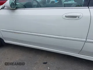 1999 Acura CL Premium z VIN 19UYA2257XL010037, wystawiony jako IAAI lot #42346496 z przebiegiem 116 203 mil mil oraz . Historia ofert i sprzedaży dostępna na DreamBid. Obrazek 14.