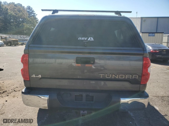 2017 Toyota Tundra 4WD Limited with VIN 5TFHW5F16HX633068, listed as a Copart auction lot 77466144 with 211,588 mi miles and Salvage Title. Bid and sale history available at carsss.com. Image 6.