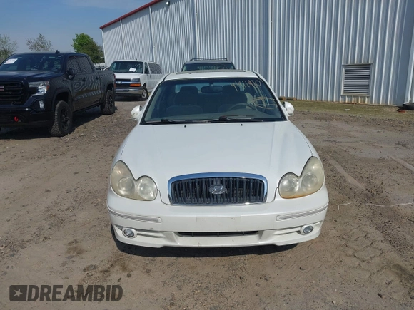 2005 Hyundai Sonata GLS with VIN KMHWF35H95A200283, listed as a IAAI auction lot 41911910 with 160,607 mi miles. Bid and sale history available at carsss.com. Image 12.