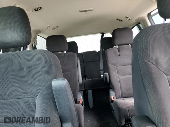 2014 Dodge Grand Caravan SXT z VIN 2C4RDGCG7ER214087, wystawiony jako Copart lot #61096815 z przebiegiem 131 241 mil mil oraz Czysty tytuł • Clean title. Historia ofert i sprzedaży dostępna na DreamBid. Obrazek 10.