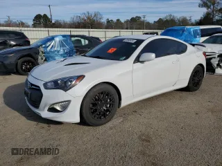 2014 Hyundai Genesis Coupe 2.0T z VIN KMHHT6KD4EU121686, wystawiony jako Copart lot #85968484 z przebiegiem Nie podano mil oraz Szkoda całkowita • Salvage title. Historia ofert i sprzedaży dostępna na DreamBid. Obrazek 1.