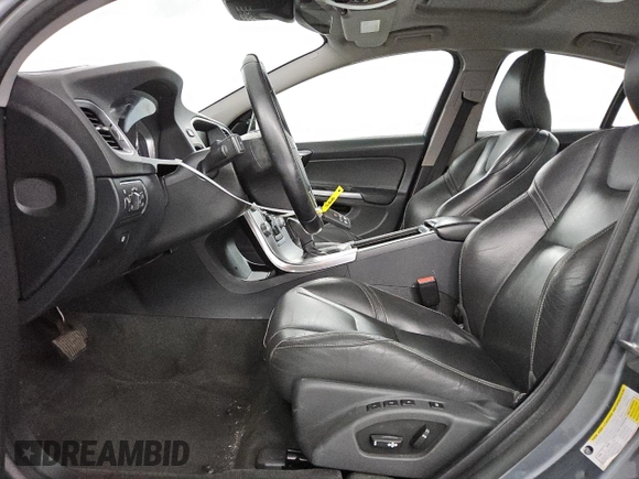 2017 Volvo S60 Dynamic с VIN YV126MFL7H2424463, выставлен на аукционе Copart как лот 54605305 с пробегом 106 223 миль миль и Чистый • Clean title. История ставок и продаж доступна на DreamBid. Изображение 7.
