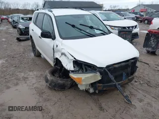 2008 Toyota RAV4 with VIN JTMBD33V986064097, listed as a IAAI auction lot 41923844 with 152,131 mi miles. Bid and sale history available at carsss.com. Image 1.