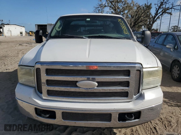 2005 Ford Super Duty F-250 XL with VIN 1FTSX205X5EB09989, listed as a Copart auction lot 80383534 with 338,103 mi miles and Clean Title. Bid and sale history available at carsss.com. Image 5.