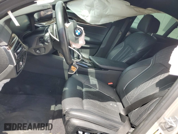 2019 BMW 5 Series M550i xDrive with VIN WBAJB9C53KB464902, listed as a Copart auction lot 54252875 with 45,157 mi miles and Salvage title. Bid and sale history available at DreamBid. Image 7.