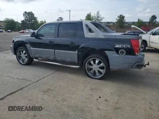 2002 Chevrolet Avalanche with VIN 3GNEC13T92G158903, listed as a Copart auction lot 54368185 with 231,991 mi miles and Clean Title. Bid and sale history available at carsss.com. Image 2.