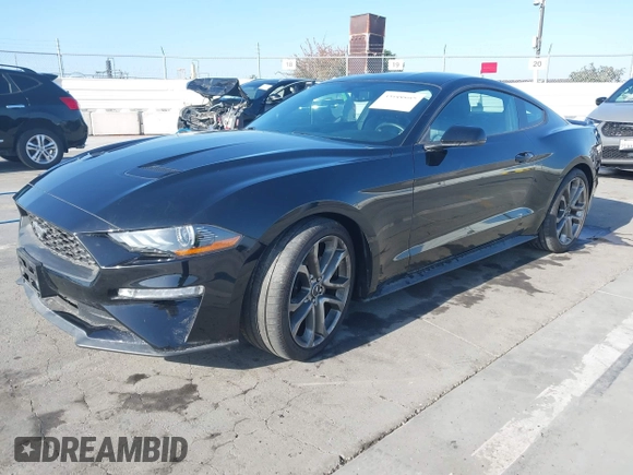 2018 Ford Mustang EcoBoost z VIN 1FA6P8TH4J5104877, wystawiony jako IAAI lot #42188807 z przebiegiem 60 967 mil mil oraz . Historia ofert i sprzedaży dostępna na DreamBid. Obrazek 2.