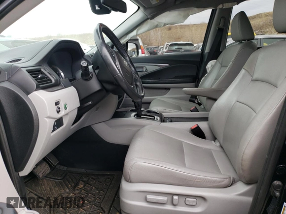 2017 Honda Pilot EX-L z VIN 5FNYF6H67HB100395, wystawiony jako Copart lot #84964854 z przebiegiem 134 012 mil mil oraz Szkoda całkowita • Salvage title. Historia ofert i sprzedaży dostępna na DreamBid. Obrazek 7.