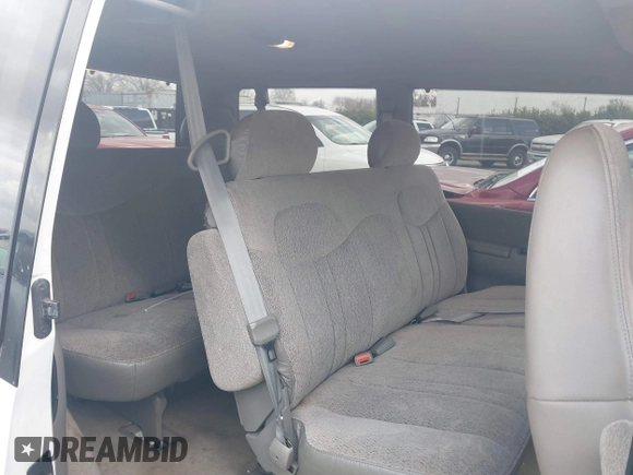 1998 Chevrolet Astro with VIN 1GNDM19W4WB103476, listed as a IAAI auction lot 41735080 with 210,293 mi miles. Bid and sale history available at carsss.com. Image 8.