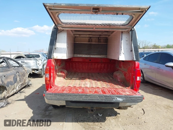 2012 Chevrolet Silverado 1500 LT with VIN 1GCRKSE75CZ250255, listed as a IAAI auction lot 41888459 with 298,362 mi miles. Bid and sale history available at carsss.com. Image 17.