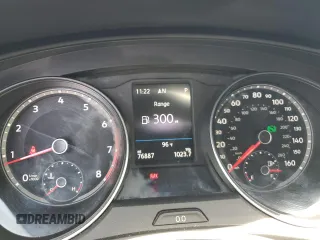 2019 Volkswagen Atlas SE с VIN 1V2DR2CA1KC552632, выставлен на аукционе Copart как лот 60830725 с пробегом 76 887 миль миль и Списание • Salvage title. История ставок и продаж доступна на DreamBid. Изображение 9.
