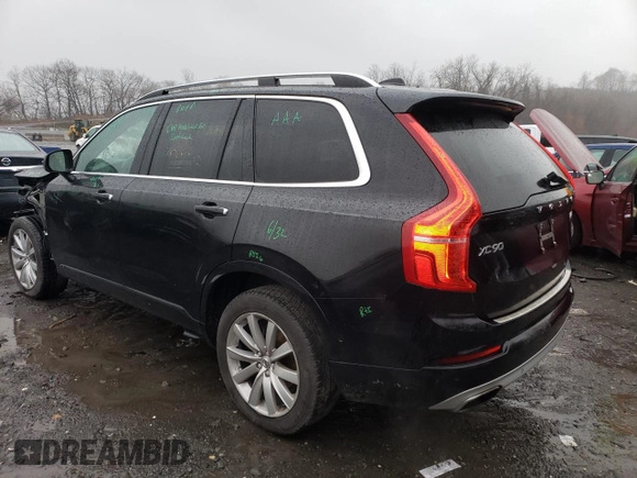 2016 Volvo XC90 T6 Momentum with VIN YV4A22PK1G1050196, listed as a Copart auction lot 71748792 with 137,525 mi miles. Bid and sale history available at carsss.com. Image 2.