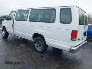 2011 Ford Econoline Passenger XL z VIN 1FBSS3BL4BDA66921, wystawiony jako IAAI lot #41443103 z przebiegiem 143 518 mil mil oraz . Historia ofert i sprzedaży dostępna na DreamBid. Obrazek 3.