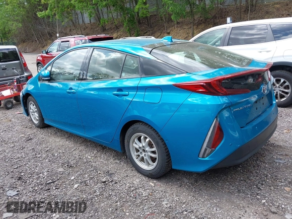 2017 Toyota Prius Plus z VIN JTDKARFP5H3006370, wystawiony jako IAAI lot #42247423 z przebiegiem 116 412 mil mil oraz . Historia ofert i sprzedaży dostępna na DreamBid. Obrazek 3.