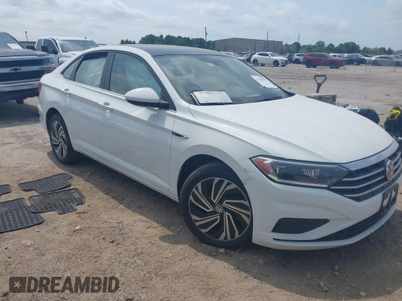 2020 Volkswagen Jetta SEL with VIN 3VWE57BU5LM101498, listed as a IAAI auction lot 42298171 with 28,597 mi miles and . Bid and sale history available at DreamBid. Image 1.