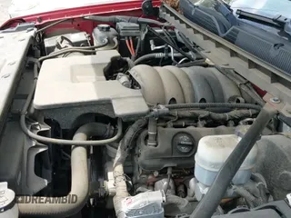 2018 Chevrolet Silverado 1500 LT z VIN 1GCVKREC8JZ302205, wystawiony jako IAAI lot #42844228 z przebiegiem 159 907 mil mil oraz . Historia ofert i sprzedaży dostępna na DreamBid. Obrazek 21.
