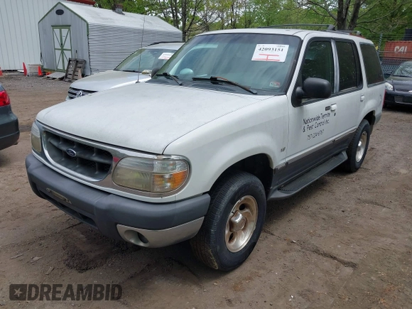 1999 Ford Explorer XLT с VIN 1FMZU35P4XZA92038, выставлен на аукционе IAAI как лот 42093151 с пробегом 156 949 миль миль и . История ставок и продаж доступна на DreamBid. Изображение 2.