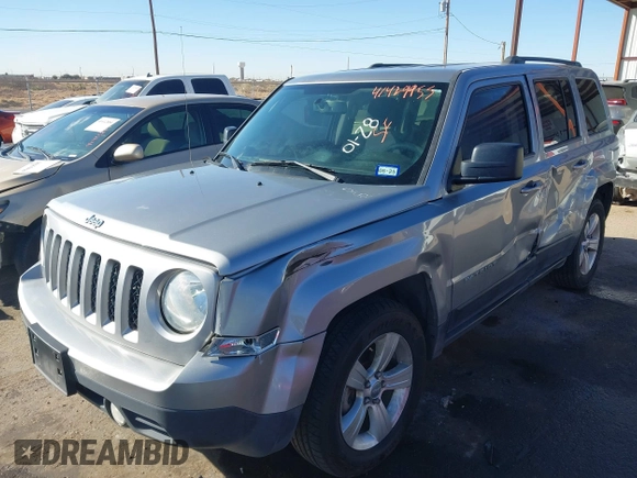 2017 Jeep Patriot Sport with VIN 1C4NJPBB8HD132437, listed as a IAAI auction lot 41429955 with 141,243 mi miles. Bid and sale history available at carsss.com. Image 18.
