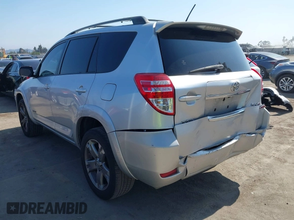 2010 Toyota RAV4 Sport с VIN JTMWF4DV4A5027891, выставлен на аукционе IAAI как лот 42493792 с пробегом 162 746 миль миль и . История ставок и продаж доступна на DreamBid. Изображение 3.