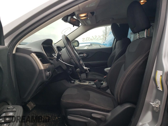 2017 Jeep Cherokee Latitude with VIN 1C4PJMCSXHW564358, listed as a Copart auction lot 42556035 with 85,150 mi miles and Non Repairable. Bid and sale history available at DreamBid. Image 7.