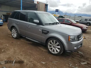 2013 Land Rover Range Rover Sport HSE z VIN SALSF2D4XDA805321, wystawiony jako Copart lot #55286945 z przebiegiem 163 568 mil mil oraz Szkody całkowita. Historia ofert i sprzedaży dostępna na DreamBid. Obrazek 4.