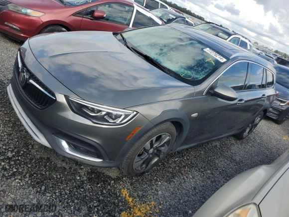 2019 Buick Regal TourX Essence with VIN W04GV8SX0K1013461, listed as a Copart auction lot 77276214 with NaN miles and Salvage Title. Bid and sale history available at carsss.com. Image 1.