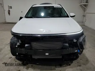 2025 Hyundai Kona SEL with VIN KM8HB3ABXSU235950, listed as a Copart auction lot 45015925 with 8,289 mi miles and Clean Title. Bid and sale history available at carsss.com. Image 5.