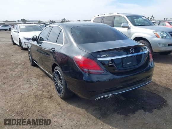 2019 Mercedes-Benz C 300 with VIN WDDWF8DB1KR483795, listed as a IAAI auction lot 41679728 with 138,307 mi miles and . Bid and sale history available at DreamBid. Image 3.