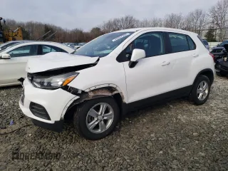 2019 Chevrolet Trax LS with VIN 3GNCJNSB2KL217682, listed as a Copart auction lot 48947305 with 65,836 mi miles and Salvage Title. Bid and sale history available at DreamBid. Image 1.