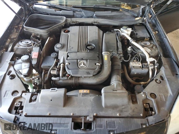 2013 Mercedes-Benz SLK 250 z VIN WDDPK4HA6DF069653, wystawiony jako Copart lot #63466965 z przebiegiem 147 749 mil mil oraz Szkoda całkowita • Salvage title. Historia ofert i sprzedaży dostępna na DreamBid. Obrazek 11.