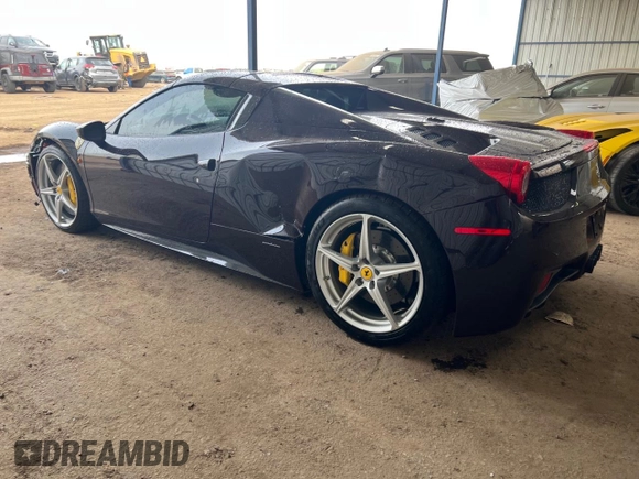 2014 Ferrari 458 Italia z VIN ZFF68NHA6E0201648, wystawiony jako Copart lot #41274584 z przebiegiem 15 586 mil mil oraz . Historia ofert i sprzedaży dostępna na DreamBid. Obrazek 2.