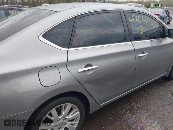 2013 Nissan Sentra S with VIN 3N1AB7AP5DL687071, listed as a IAAI auction lot 42041304 with 172,766 mi miles and . Bid and sale history available at DreamBid. Image 6.