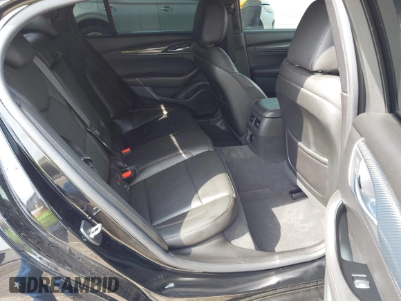 2024 Cadillac CT5 Sport z VIN 1G6DP5RK8R0102340, wystawiony jako IAAI lot #41943414 z przebiegiem 13 488 mil mil oraz . Historia ofert i sprzedaży dostępna na DreamBid. Obrazek 8.
