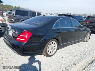 2012 Mercedes-Benz S-Class S 550 with VIN WDDNG7DB2CA465597, listed as a IAAI auction lot 41693984 with 164,765 mi miles. Bid and sale history available at carsss.com. Image 4.