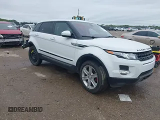 2014 Land Rover Range Rover Evoque Pure Plus z VIN SALVP2BG5EH900420, wystawiony jako IAAI lot #41940049 z przebiegiem 136 916 mil mil oraz . Historia ofert i sprzedaży dostępna na DreamBid. Obrazek 1.