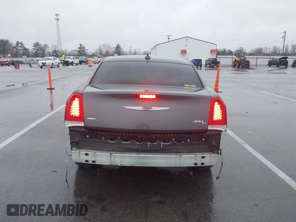 2016 Chrysler 300 with VIN 2C3CCAKG5GH334703, listed as a IAAI auction lot 40877306 with 141,799 mi miles. Bid and sale history available at carsss.com. Image 6.