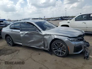 2022 BMW 7 Series 750i xDrive with VIN WBA7U2C09NCJ69088, listed as a Copart auction lot 54895725 with 12,893 mi miles and Clean title. Bid and sale history available at DreamBid. Image 4.