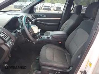 2017 Ford Explorer XLT z VIN 1FM5K7D84HGB43704, wystawiony jako Copart lot #60104425 z przebiegiem 119 695 mil mil oraz Szkoda całkowita • Salvage title. Historia ofert i sprzedaży dostępna na DreamBid. Obrazek 7.
