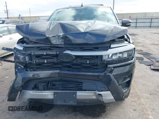 2022 Ford Expedition XLT with VIN 1FMJU1HT0NEA56894, listed as a IAAI auction lot 41450620 with 23,695 mi miles. Bid and sale history available at carsss.com. Image 12.
