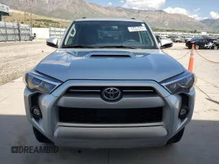 2023 Toyota 4Runner TRD Off Road Premium с VIN JTERU5JR5P6147603, выставлен на аукционе Copart как лот 55449435 с пробегом 36 847 миль миль и Чистый • Clean title. История ставок и продаж доступна на DreamBid. Изображение 5.