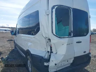 2024 Ford Transit Passenger XL with VIN 1FBAX2X85RKA46890, listed as a IAAI auction lot 41648977 with 20,637 mi miles and . Bid and sale history available at DreamBid. Image 19.