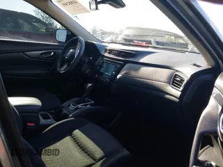 2019 Nissan Rogue SV with VIN KNMAT2MTXKP549372, listed as a IAAI auction lot 41882401 with 41,027 mi miles. Bid and sale history available at carsss.com. Image 5.